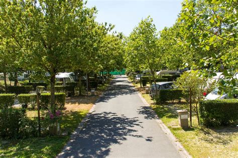 2 campings disponibles à Rochefort